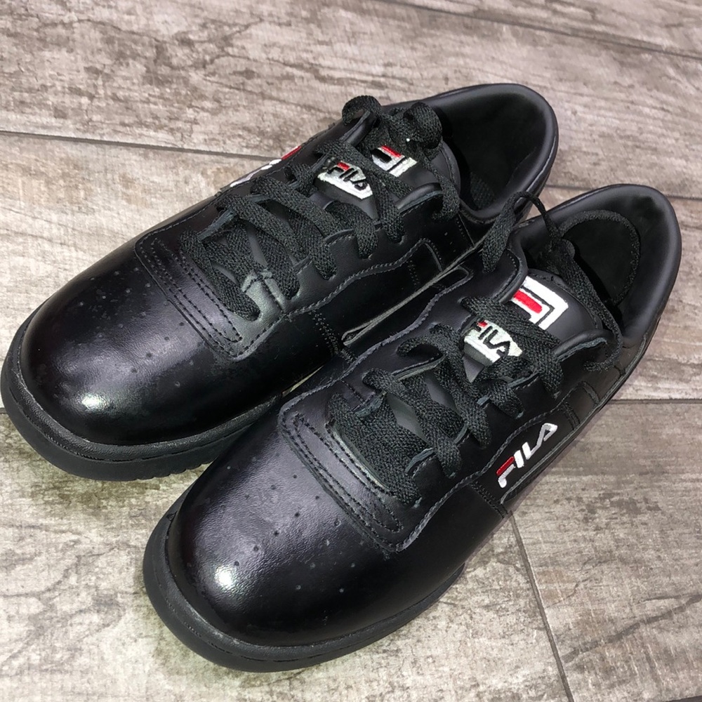 Fila Men’s sneaker / shoe / new with box Retro Classic with laces